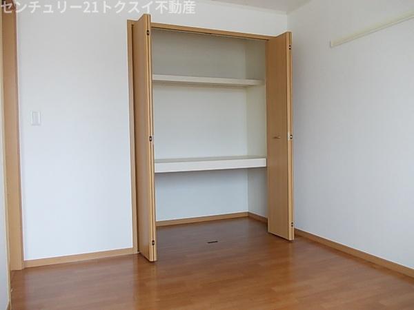 八街市大木のアパート