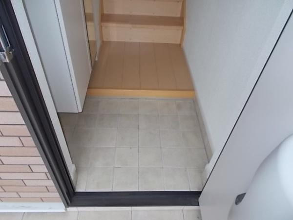 八街市富山のアパート