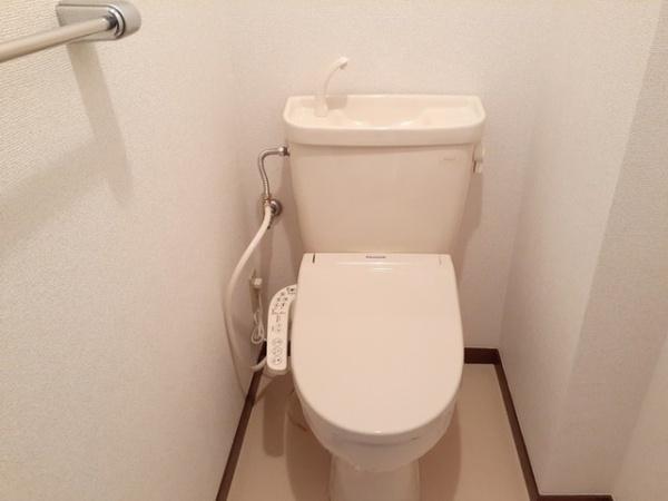 八街市八街ほのアパート
