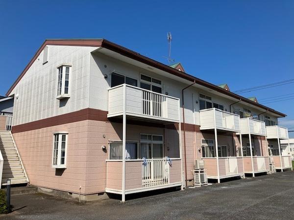 成田市並木町のアパート