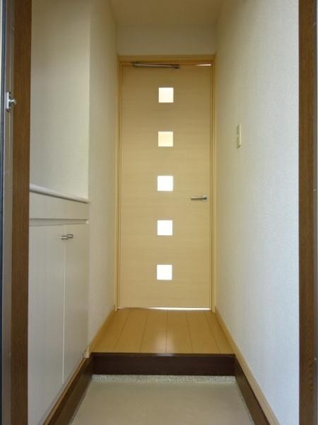 成田市並木町のアパート