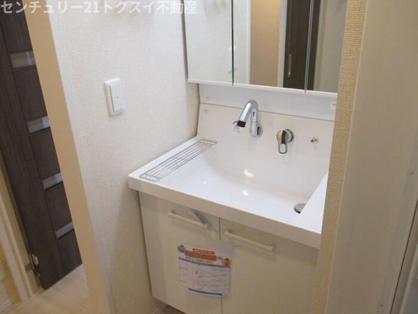 印旛郡酒々井町中川のアパート