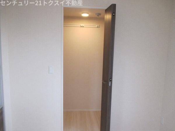 印旛郡酒々井町中川のアパート