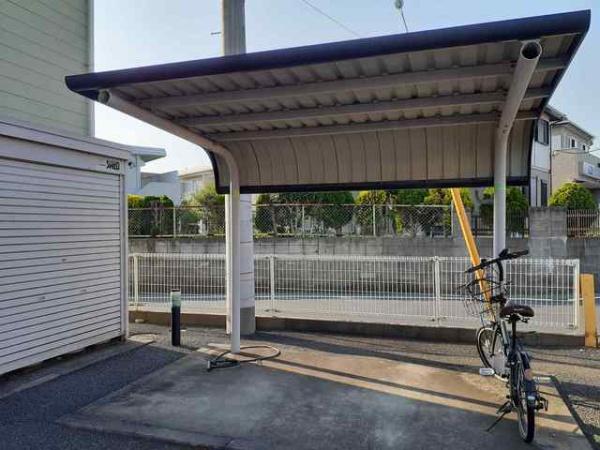 成田市並木町のアパート