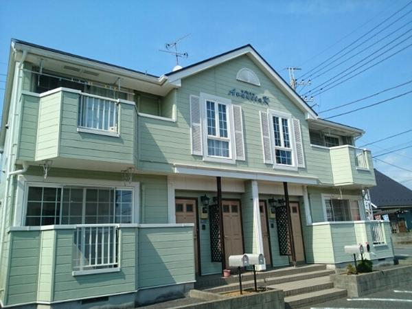 成田市並木町のアパート