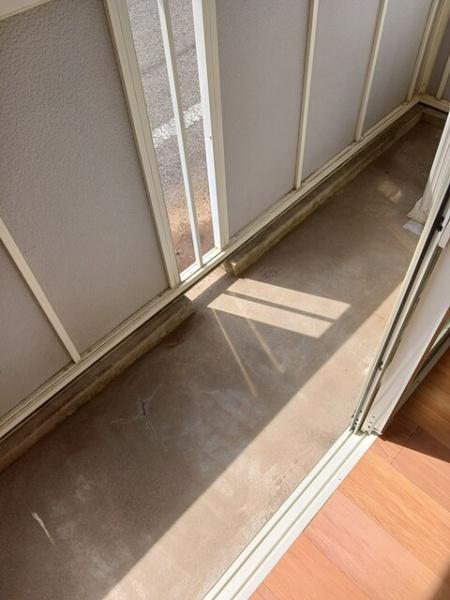 八街市八街ろのアパート