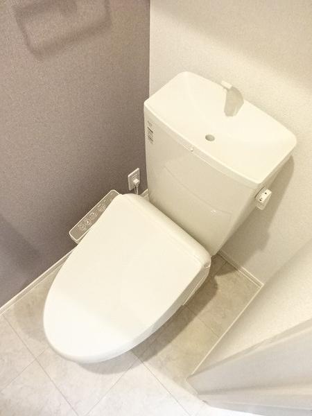 八街市八街ほのアパート