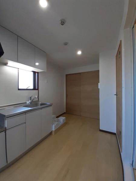 四街道市鹿渡のマンション