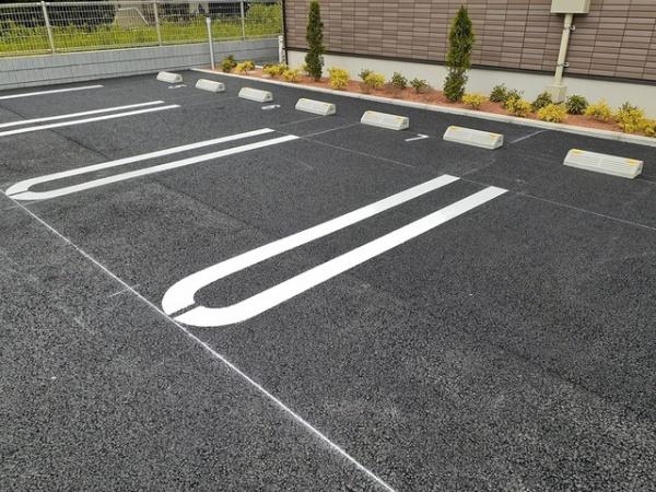 八街市八街ほのアパート