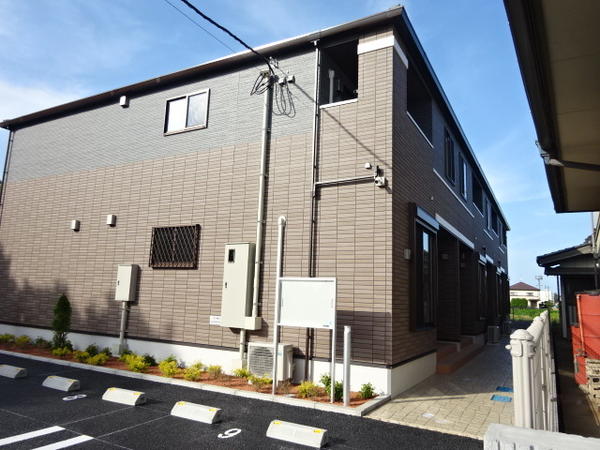 八街市八街ほのアパート