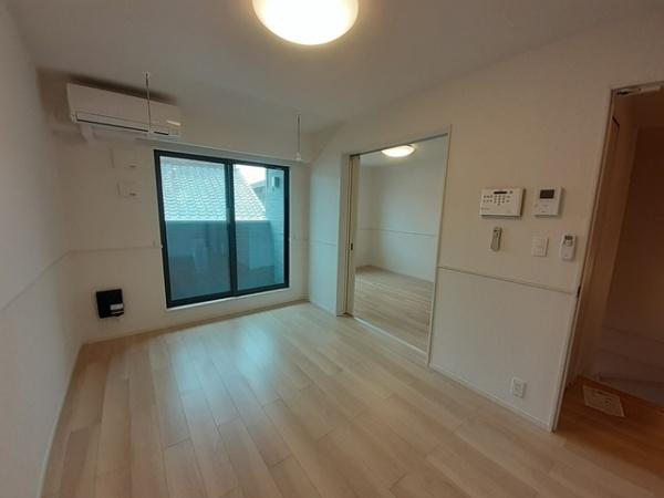 八街市八街ほのアパート