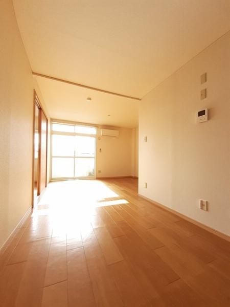 四街道市美しが丘３丁目のアパート