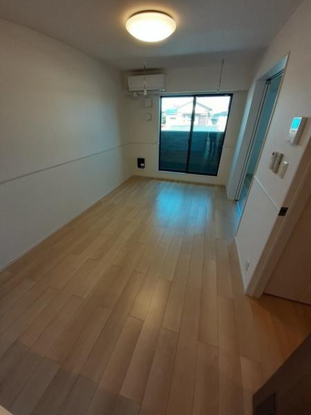 八街市八街ほのアパート
