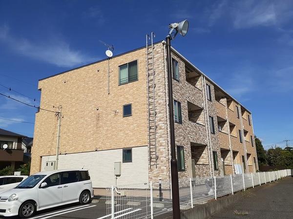 四街道市下志津新田のアパート