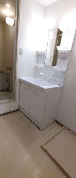四街道市鹿渡のアパート