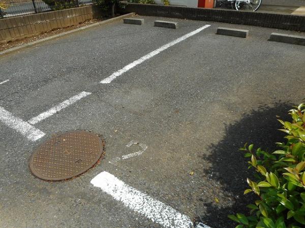 成田市飯田町のアパート