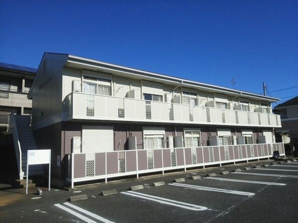 成田市飯田町のアパート