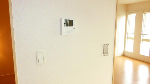四街道市和良比のアパート