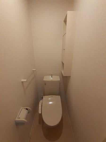 四街道市吉岡のアパート