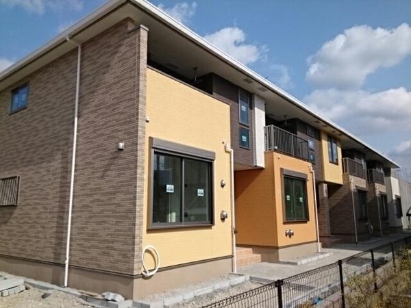 成田市並木町のアパート