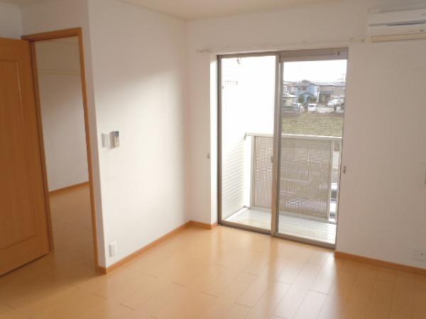 八街市大木のアパート