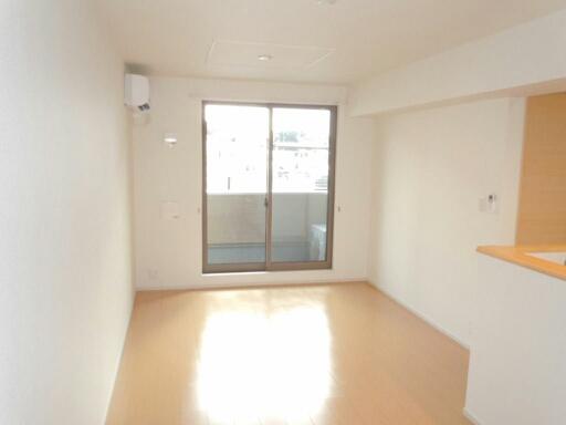 八街市文違のアパート