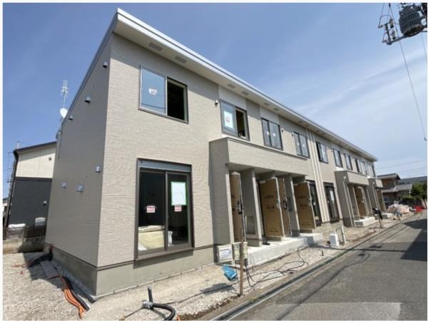 四街道市鹿渡のアパート