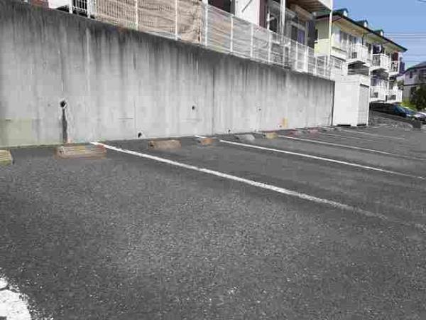 四街道市物井のアパート