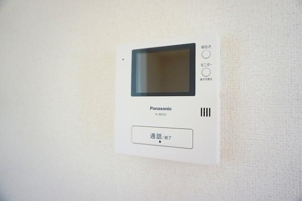 四街道市和良比のアパート