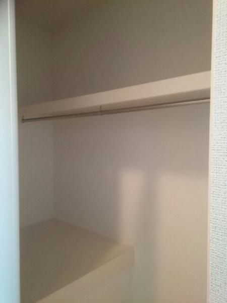 四街道市大日のアパート