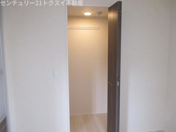 印旛郡酒々井町中川のアパート