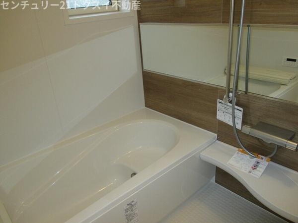 印旛郡酒々井町中川のアパート