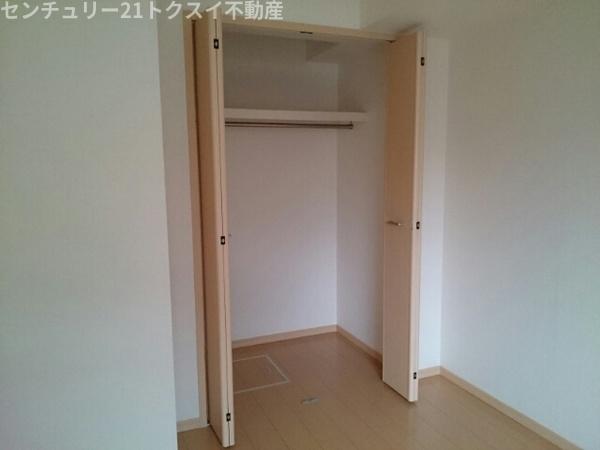 印旛郡酒々井町尾上のアパート
