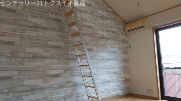 印旛郡酒々井町上岩橋のアパート