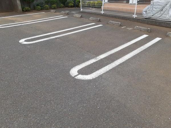 八街市八街ほのアパート