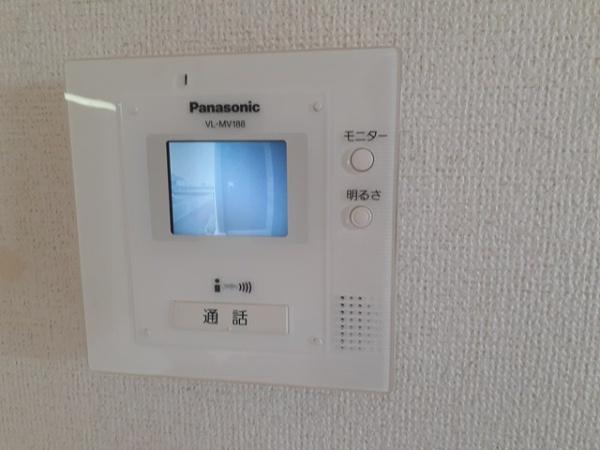 八街市八街ほのアパート