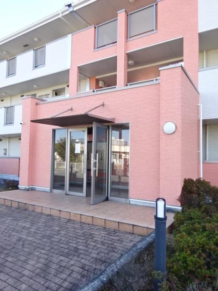 成田市飯田町のマンション