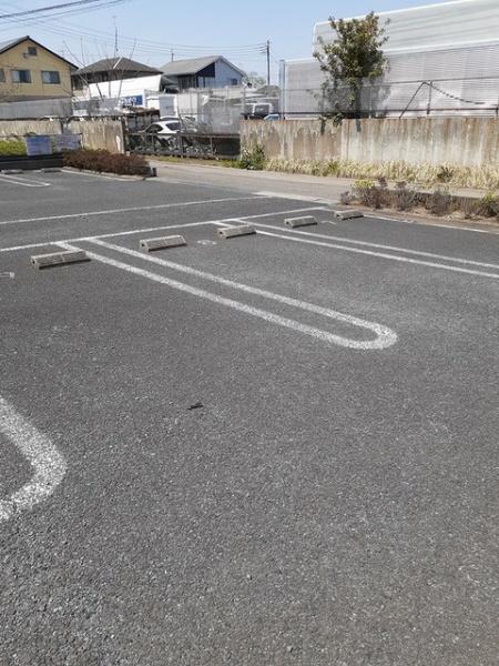 四街道市大日のアパート