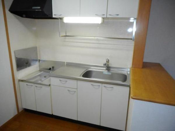 八街市八街ほのアパート