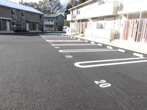 四街道市栗山のアパート