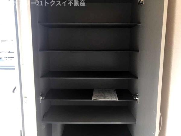 四街道市栗山のアパート