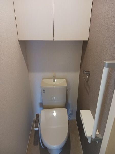 八街市八街ほのアパート