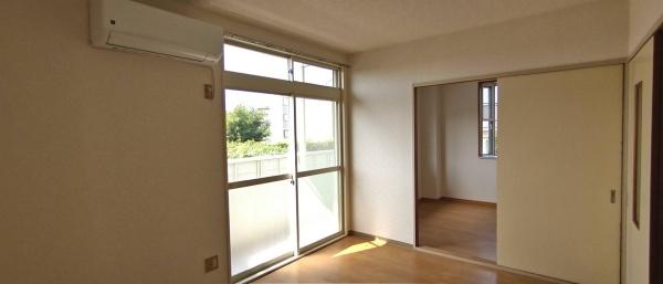 四街道市鹿渡のアパート