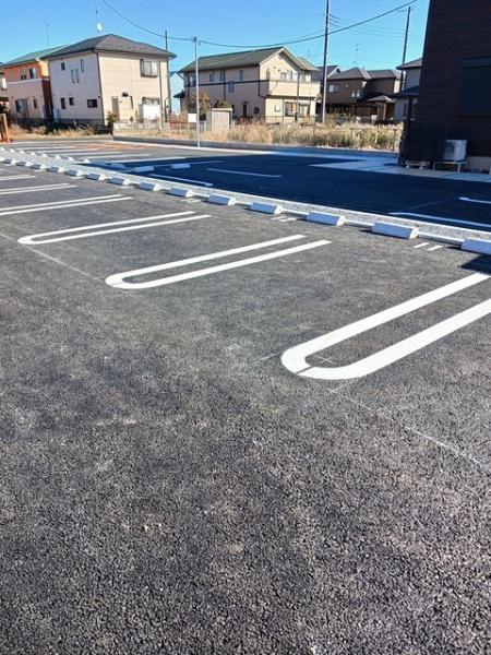八街市八街ほのアパート(駐車場)