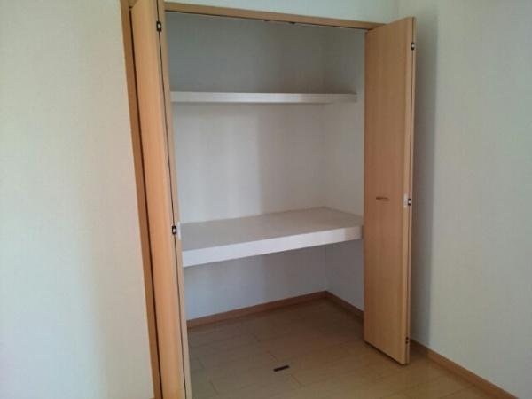 八街市大木のアパート