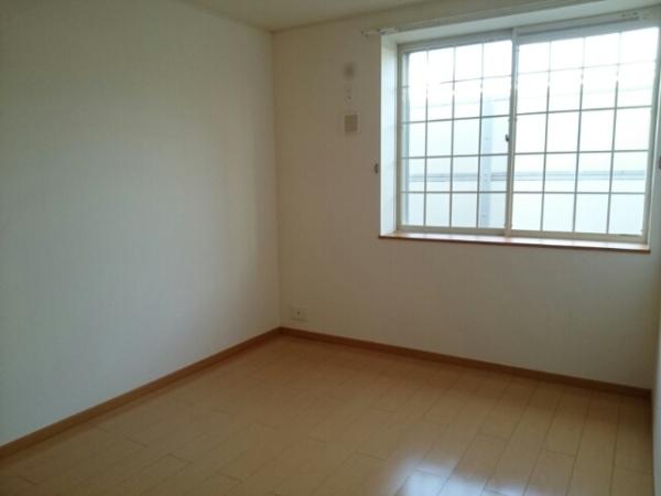 八街市大木のアパート