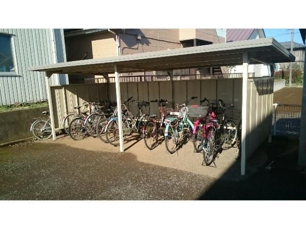 八街市八街ほのアパート