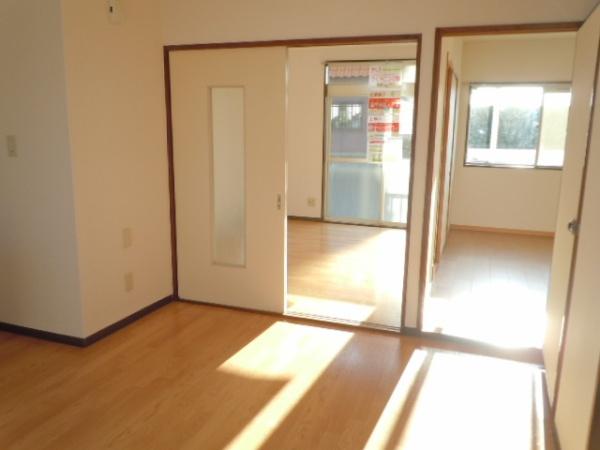 八街市八街ほのアパート