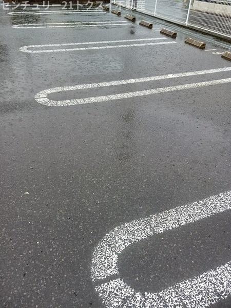 八街市富山のアパート