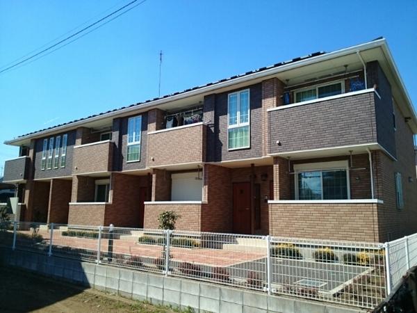 八街市富山のアパート